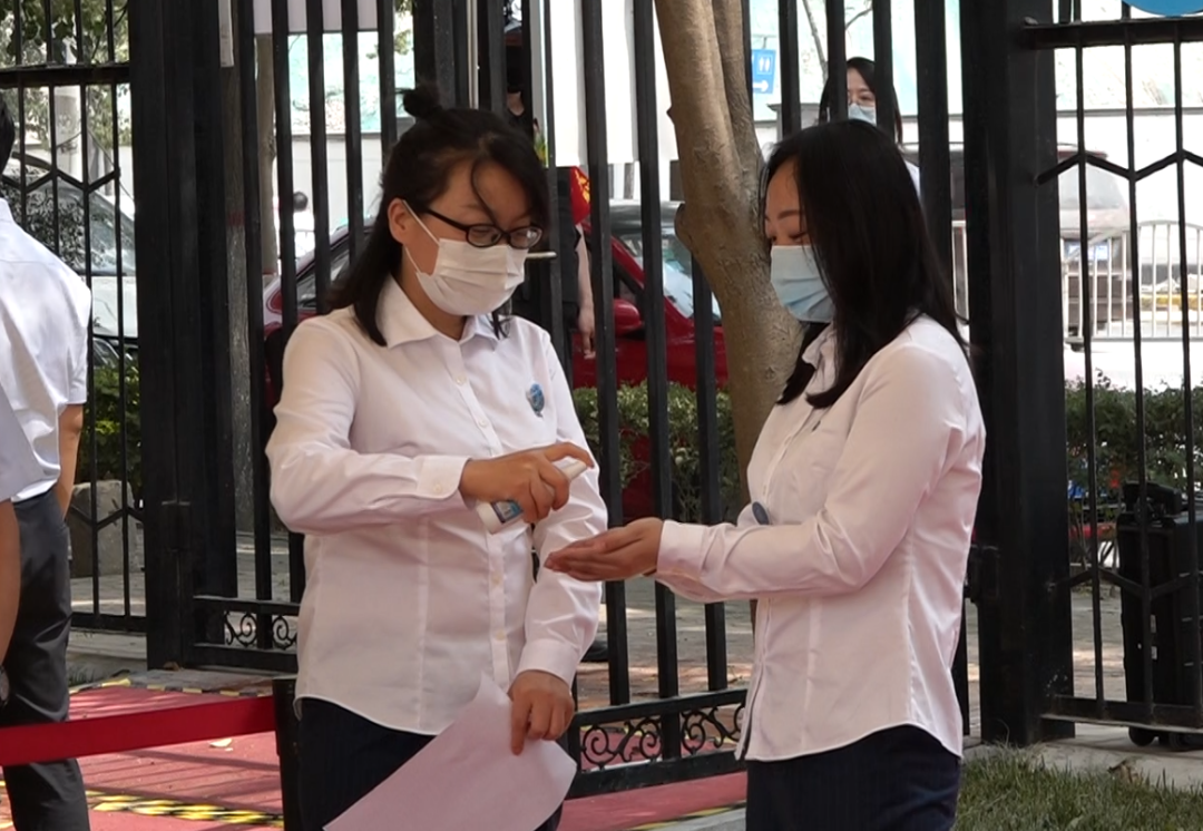 未雨绸缪，牢筑防线 ——小学部2020年春季学期开学疫情防控工作培训会议暨演练活动